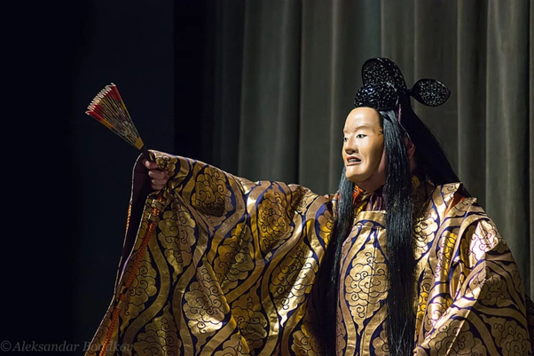 Pertunjukan Noh Jepang